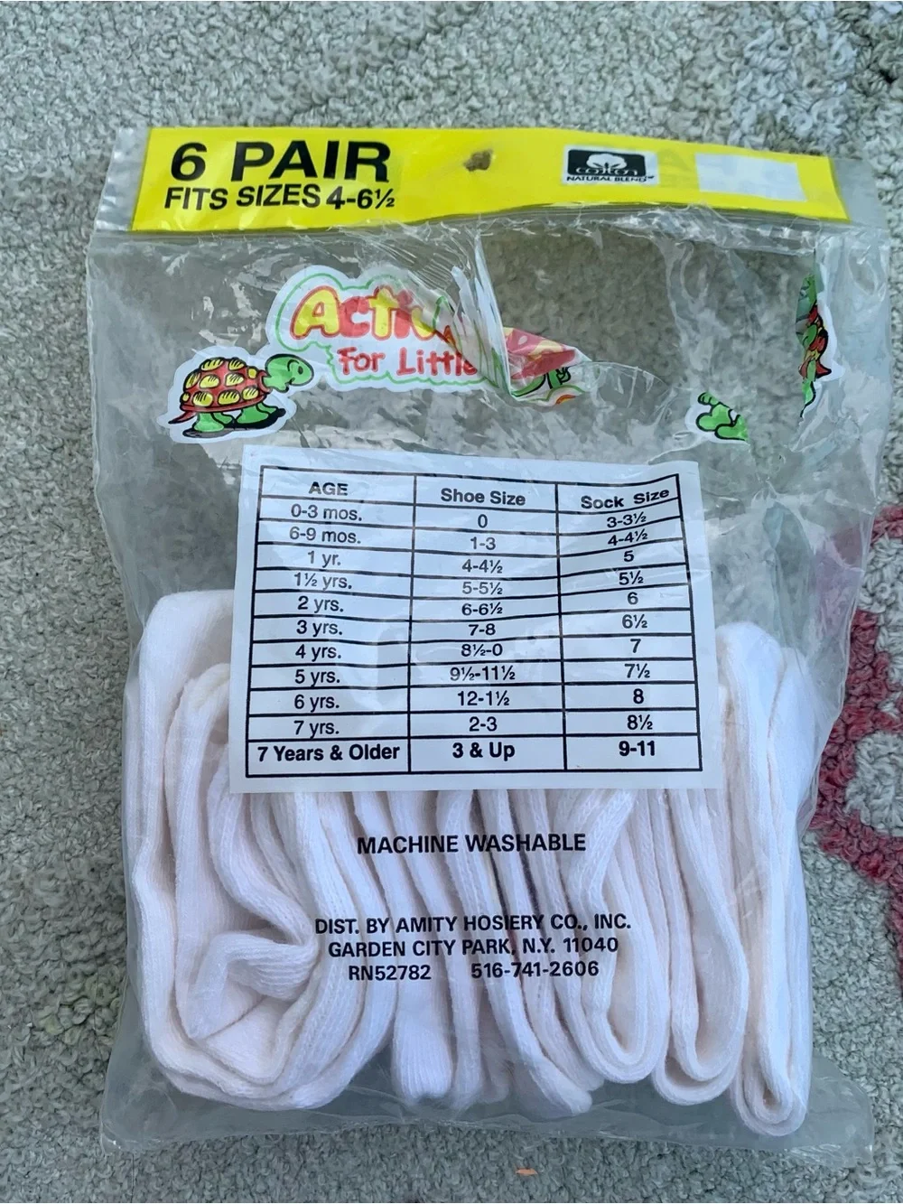 Brand new pack of 6 white toddler socks size 4-6.5